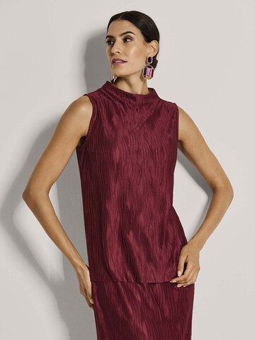 T-shirt MADELEINE en rouge : devant