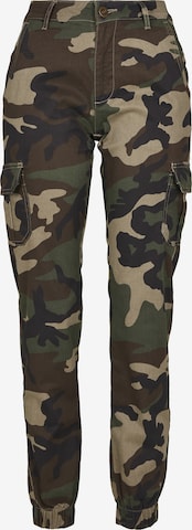 Pantalon cargo Urban Classics en vert : devant