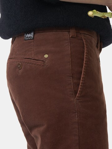 Regular Pantalon chino 'Lupus' MMX Germany en marron