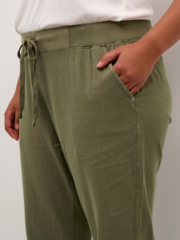 KAFFE CURVE Tapered Pants 'Nana ' in Green