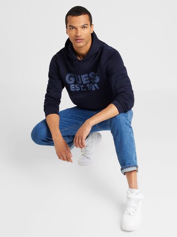 GUESS Sweatshirt 'BEAU' i blå