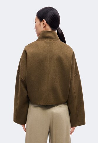 DRYKORN - Chaqueta de entretiempo 'ELSTOW_1' en marrón: atrás