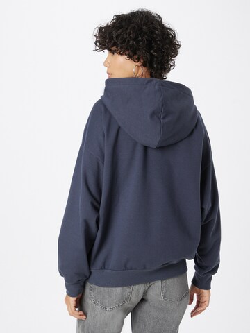 mazine Sweatshirt 'Willow' in Blau