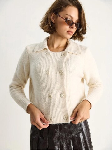 Bianco Lucci Strickjacke in Beige