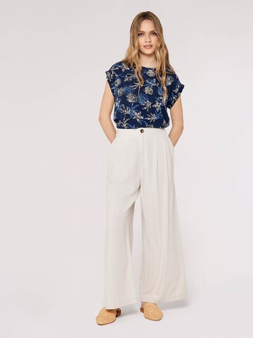 Apricot Shirt in Blau