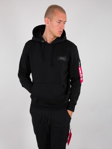 ALPHA INDUSTRIES Sweatshirt in Zwart: voorkant