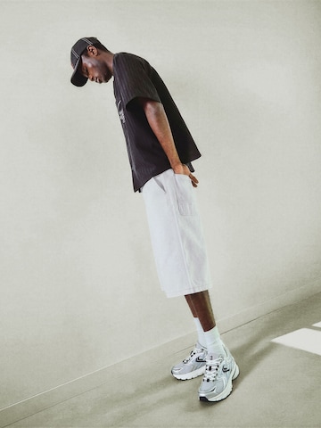 Bershka Wide Leg Farkut värissä valkoinen