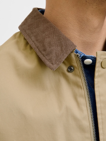 JACK & JONES Jacke 'JPRCCRIVER' in Beige