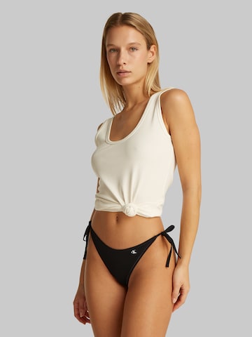 Slip bikini di Calvin Klein Swimwear in nero: frontale