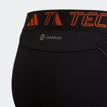 ADIDAS SPORTSWEAR - Skinny Pantalón deportivo 'Techfit Warm Long' en negro