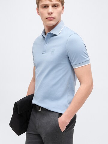 mėlyna BOSS Marškinėliai 'Passertip'