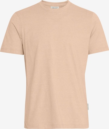 Maglietta ' CFTHOR micro striped tee ' di Casual Friday in beige: frontale