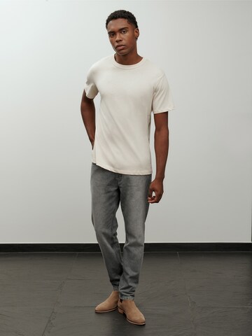 Maglietta 'Essential' di DAN FOX APPAREL in bianco