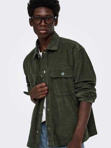 Coupe regular Chemise 'ONSSimon' Only & Sons en vert