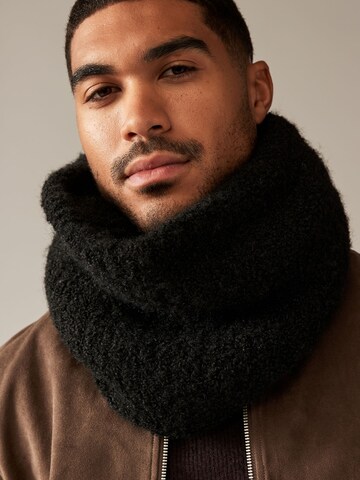 Next Schal 'Bouclé' in Schwarz