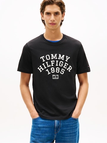 T-Shirt 'ARCH' TOMMY HILFIGER en noir : devant