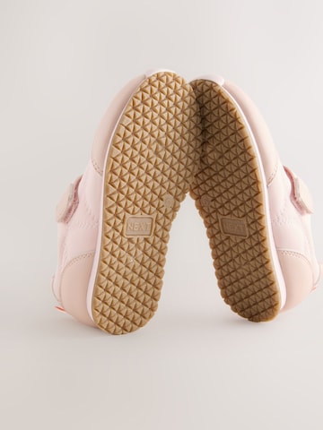 Sneaker di Next in rosa