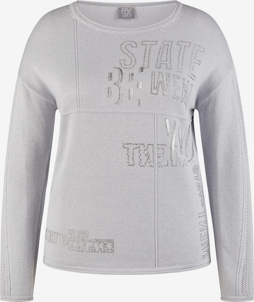 Rabe Sweater in Grey: front