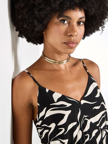 Apricot Jurk ' ' in Zwart