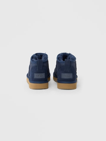 Bottes 'Classic Ultra Mini' UGG en bleu