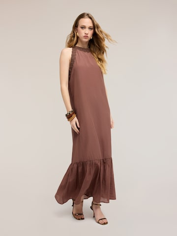MOTIVI Dress in Brown