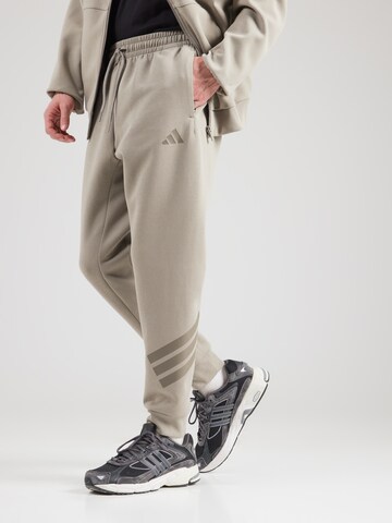 ADIDAS SPORTSWEAR Конический (Tapered) Спортивные штаны в Бежевый: спереди