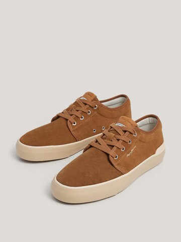 Pepe Jeans Sneakers laag 'Ben' in Bruin