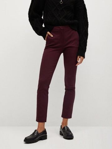 Coupe slim Pantalon 'Cola' MANGO en rouge : devant