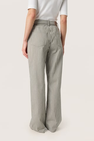 SOAKED IN LUXURY Loosefit Jeans 'Libby' i blandingsfarvet