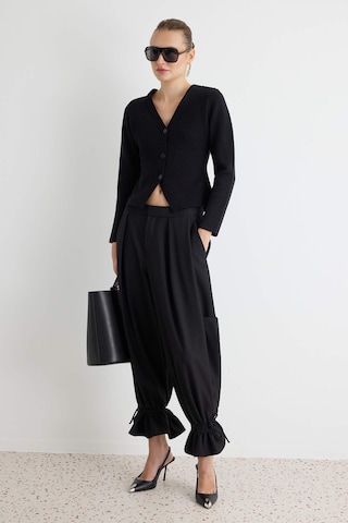 Cardigan Trendyol en noir : devant