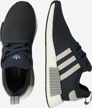 ADIDAS ORIGINALS Sneaker low 'NMD R1' i blå