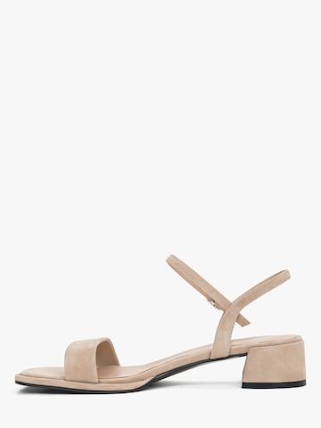 Estro Sandaal '203-24110-35' in Beige