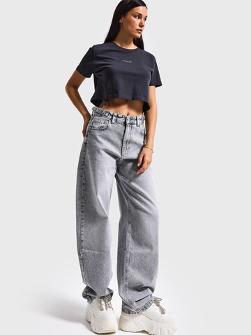 IT'S BASIC Loosefit Jeans 'Skater Mid Rise Jeans' in Grijs