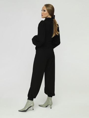 Madnezz House - Blusa en negro