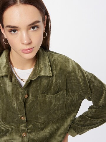 Camicia da donna 'Sigia' di Zwillingsherz in verde