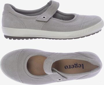 Legero Flats & Loafers in 38 in Grey: front