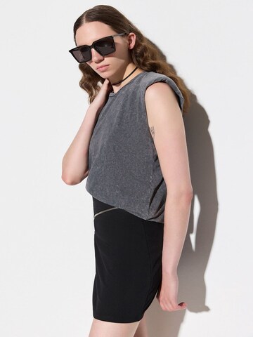 No Matter What Top – šedá