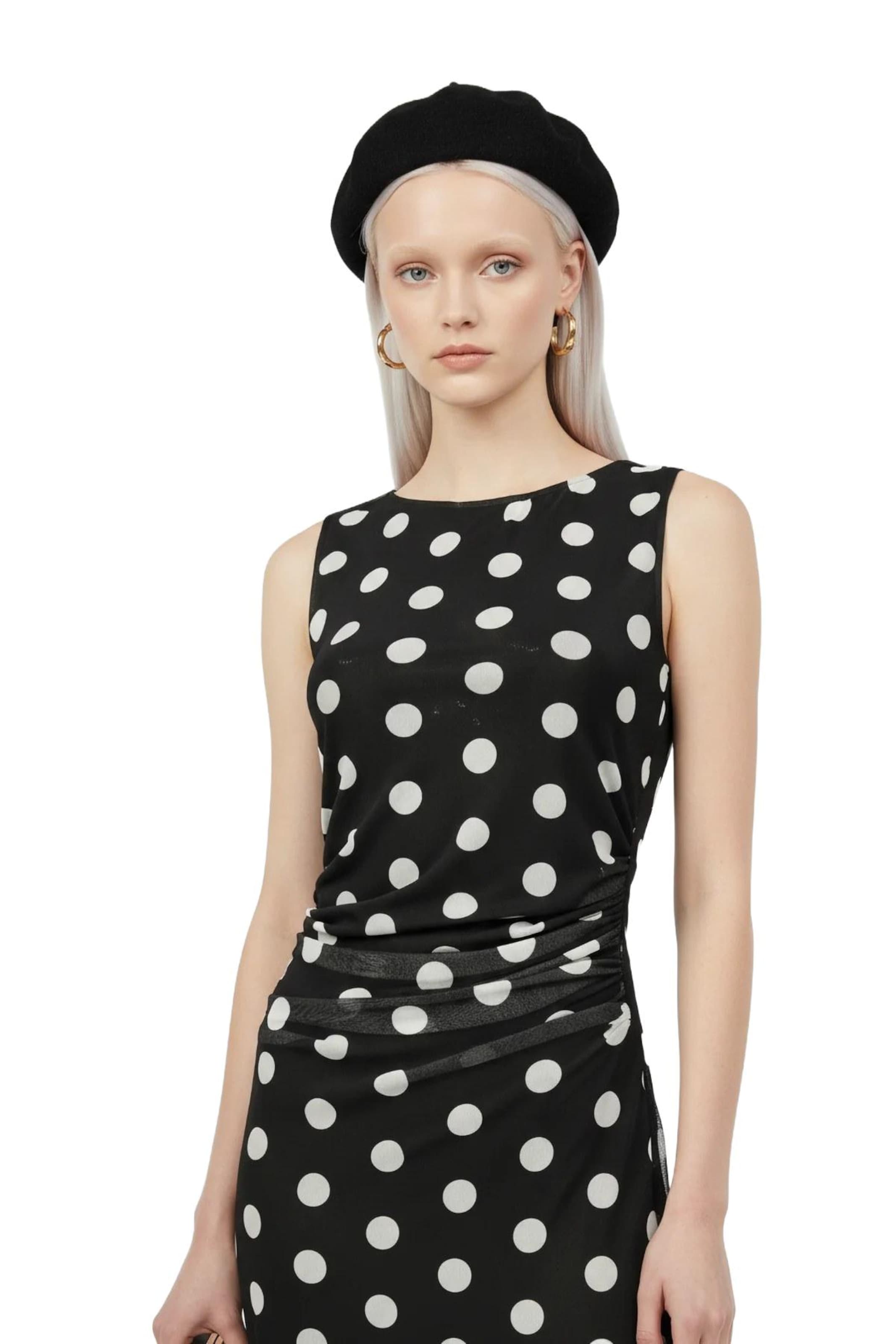 Robe No Matter What en noir