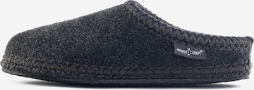 Minnetonka Slipper 'Winslet' in Grey: front