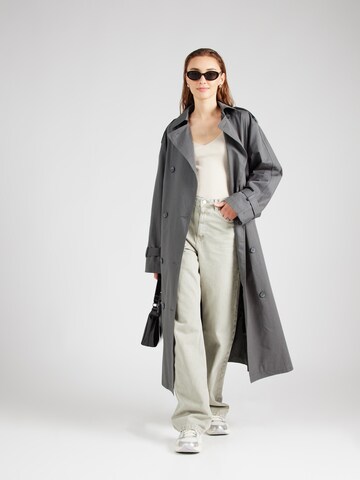 JDY - Top de punto 'NANNA' en gris