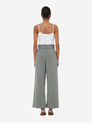 Wide leg Pantaloni 'Onlmarsa Solid Paperbag Wvn Noos 15269628' di ONLY in verde