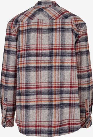 Urban Classics - Ajuste regular Camisa en gris