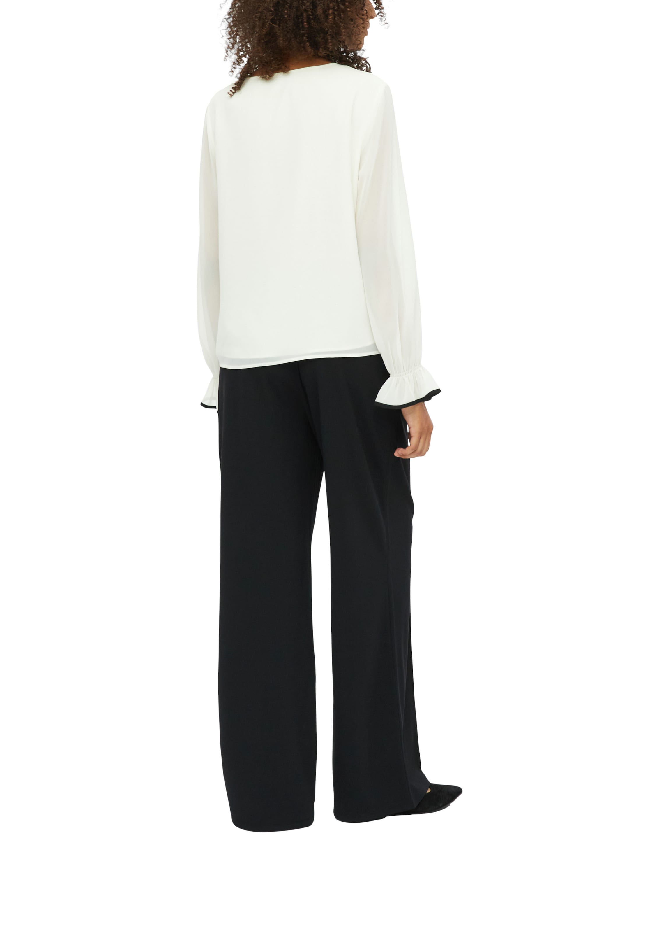 s.Oliver Blouse in Beige: terug
