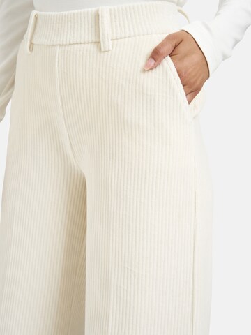 Milano Italy Loose fit Pants in White