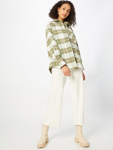 NA-KD Blouse 'Anika Teller' in Green