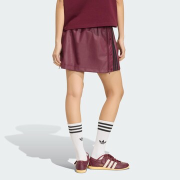 ADIDAS ORIGINALS - Saia 'Adibreak' em vermelho