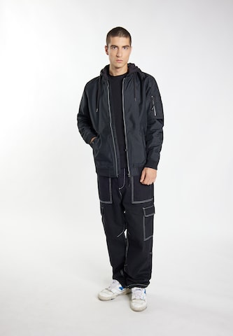 TUFFSKULL Between-Season Jacket 'Wrest' in Black