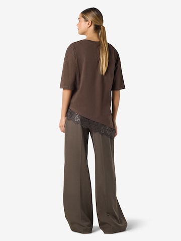 T-shirt Noisy may en marron