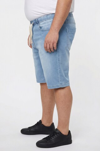 Men Plus Regular Jeans in Blau
