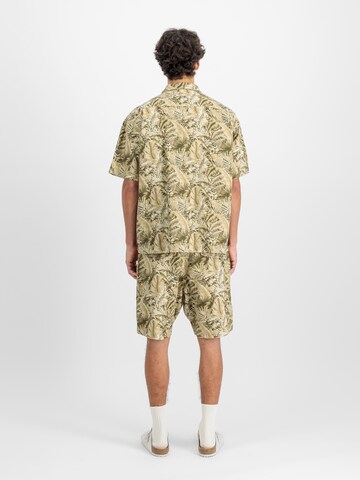 ALPHA INDUSTRIES Обычный Штаны 'Honolulu' в Зеленый